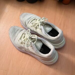 Asics gel-excite 8 running Shoes